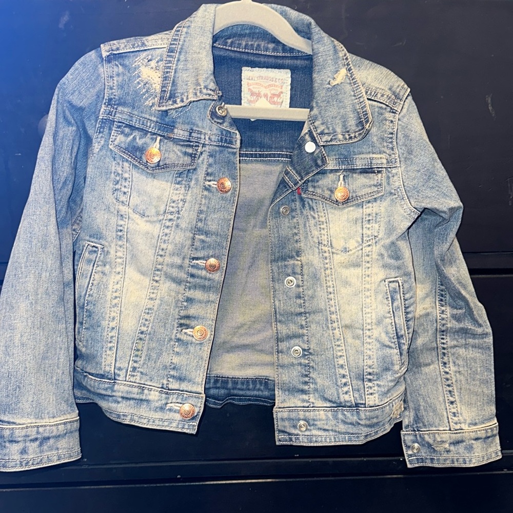 Levi's‎ jean jacket Kids Size 6